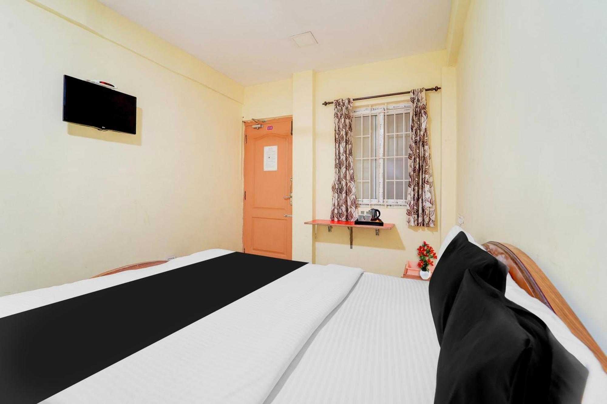 Super Hotel O Airport Road Coimbatore Exteriör bild