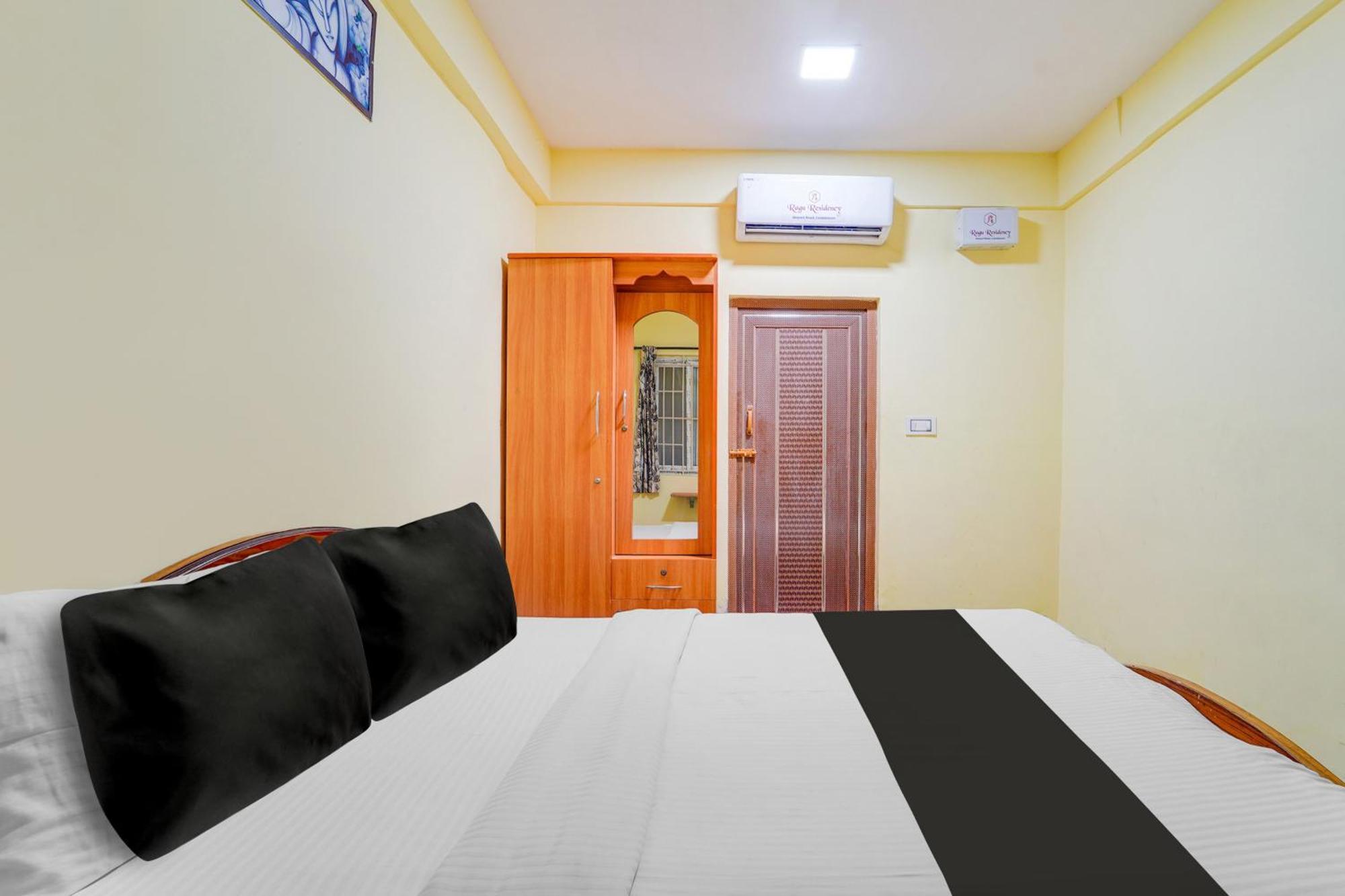 Super Hotel O Airport Road Coimbatore Exteriör bild
